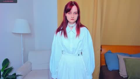 Kelly  Lilly online show from 10-24-25, 06:48