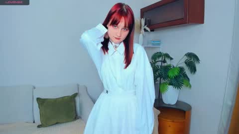 Kelly  Lilly online show from 11-11-25, 07:03