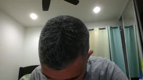 Snapshot of h0nest84 chatting on 12-23-24, 06:55 h0nest84 online show from 12-23-24, 06:55