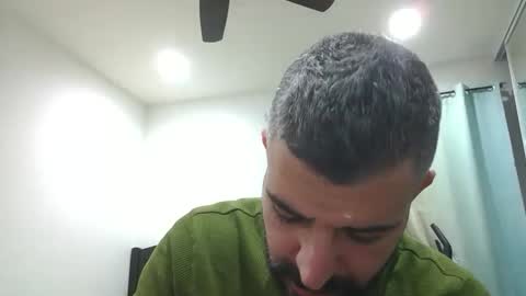 Snapshot of h0nest84 chatting on 12-27-24, 06:20 h0nest84 online show from 12-27-24, 06:20