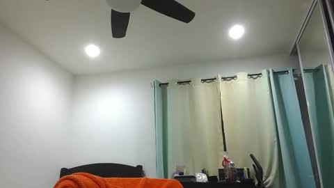 Snapshot of h0nest84 chatting on 12-31-24, 06:16 h0nest84 online show from 12-31-24, 06:16