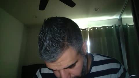 Snapshot of h0nest84 chatting on 02-02-25, 05:15 h0nest84 online show from 02-02-25, 05:15