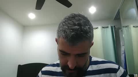 Snapshot of h0nest84 chatting on 02-05-25, 04:37 h0nest84 online show from 02-05-25, 04:37