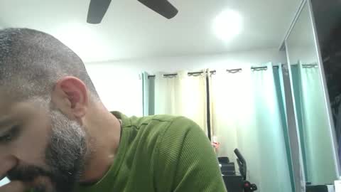 Snapshot of h0nest84 chatting on 02-14-25, 06:23 h0nest84 online show from 02-14-25, 06:23