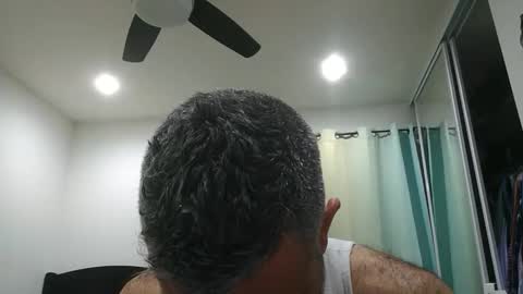 Snapshot of h0nest84 chatting on 02-17-25, 12:21 h0nest84 online show from 02-17-25, 12:21