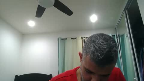 Snapshot of h0nest84 chatting on 02-17-25, 06:31 h0nest84 online show from 02-17-25, 06:31