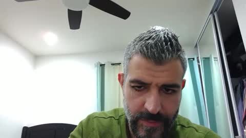 Snapshot of h0nest84 chatting on 02-27-25, 07:23 h0nest84 online show from 02-27-25, 07:23