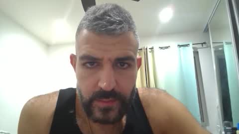 Snapshot of h0nest84 chatting on 10-13-25, 06:02 h0nest84 online show from 10-13-25, 06:02