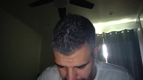 Snapshot of h0nest84 chatting on 11-18-25, 05:06 h0nest84 online show from 11-18-25, 05:06