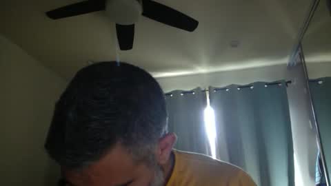 Snapshot of h0nest84 chatting on 11-25-25, 04:29 h0nest84 online show from 11-25-25, 04:29