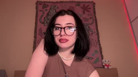 Helga online show from 04-13-26, 04:45