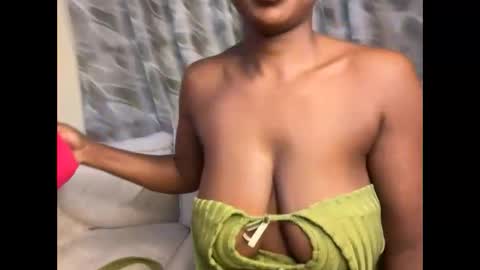 Snapshot of h_o_t_goddess chatting on 11-04-25, 03:44 h_o_t_goddess online show from 11-04-25, 03:44