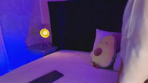 Snapshot of hada_blue_ chatting on 05-04-26, 08:16 hada online show from 05-04-26, 08:16
