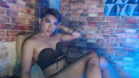 Snapshot of hadasam26 chatting on 12-29-24, 07:11 SAM online show from 12-29-24, 07:11