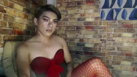 Snapshot of hadasam26 chatting on 01-27-25, 04:43 SAM online show from 01-27-25, 04:43