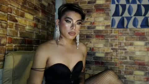 Snapshot of hadasam26 chatting on 02-12-25, 11:51 SAM online show from 02-12-25, 11:51