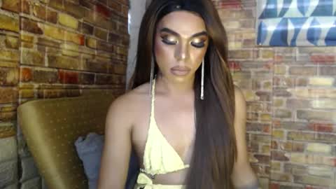 Snapshot of hadasam26 chatting on 09-20-25, 01:06 SAM online show from 09-20-25, 01:06