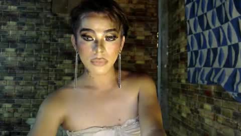 Snapshot of hadasam26 chatting on 10-08-25, 10:13 SAM online show from 10-08-25, 10:13