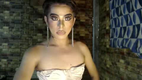 Snapshot of hadasam26 chatting on 10-13-25, 06:52 SAM online show from 10-13-25, 06:52