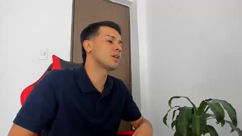 hades_horny_ online show from 04-06-26, 05:14