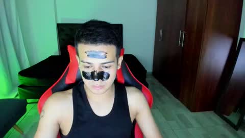 hades_horny_ online show from 05-01-26, 11:53