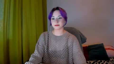 Snapshot of hadley_mills chatting on 06-07-26, 05:06 hadley online show from 06-07-26, 05:06