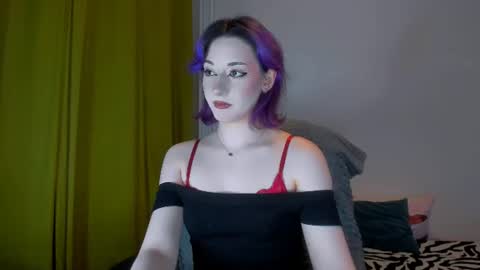 Snapshot of hadley_mills chatting on 06-10-26, 07:35 hadley online show from 06-10-26, 07:35