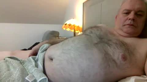 Snapshot of haggisstop chatting on 01-08-26, 09:06 haggisstop online show from 01-08-26, 09:06