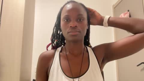 hailey_26 online show from 11-12-25, 04:51