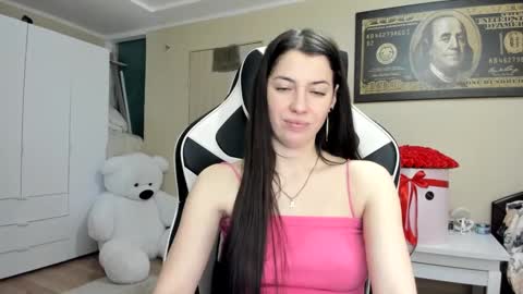 Snapshot of hailey_beauty chatting on 01-28-25, 03:14 Sk pe Anya388109 online show from 01-28-25, 03:14