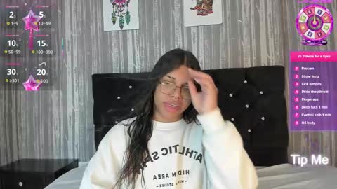 Snapshot of hailey_johnsonn chatting on 09-18-25, 01:02 hailey_johnsonn online show from 09-18-25, 01:02