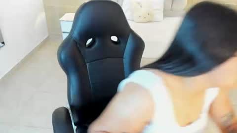 Snapshot of hailey_ortega chatting on 07-27-26, 02:07 HAILEY online show from 07-27-26, 02:07