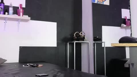 Snapshot of haileycat_ chatting on 11-01-25, 12:34 haileycat_ online show from 11-01-25, 12:34