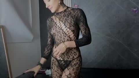 haileycat_ online show from 04-16-26, 02:34