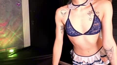 haileycat_ online show from 05-15-26, 04:41