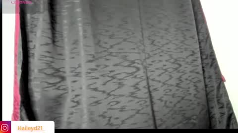 Hailey online show from 01-06-26, 10:45