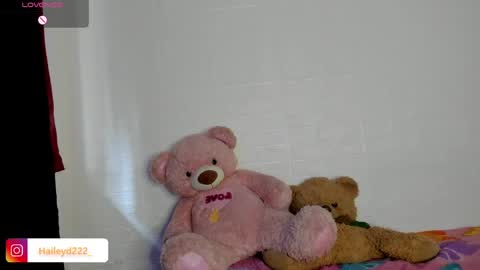 Snapshot of haileyduke chatting on 05-13-26, 07:55 Hailey online show from 05-13-26, 07:55