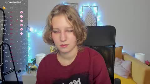 Hailey online show from 09-29-25, 08:41