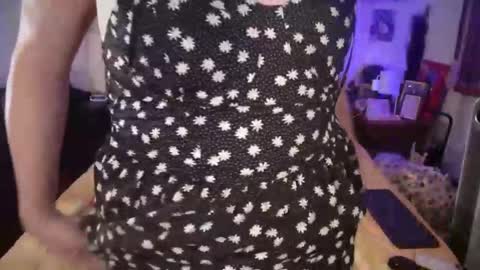 Hailey Harper online show from 11-10-25, 07:57