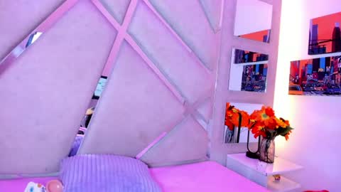 Snapshot of haileypetite chatting on 07-28-26, 06:20 Hailey Petite online show from 07-28-26, 06:20
