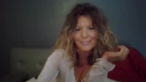 Hailey online show from 09-19-25, 07:58