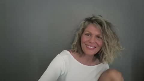 Hailey online show from 03-23-26, 08:35