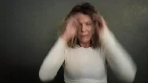 Hailey online show from 06-15-26, 02:52