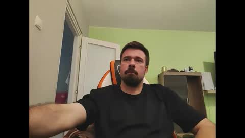 hairy_guy007 online show from 05-23-26, 09:57