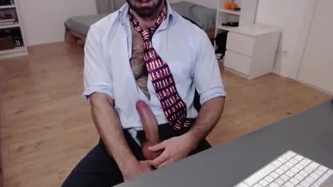 Snapshot of hairy_superman chatting on 09-27-25, 08:14 hairy_superman online show from 09-27-25, 08:14