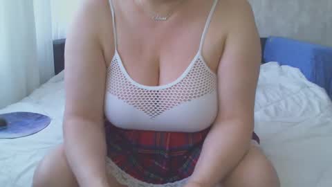 Snapshot of hairy_vi chatting on 02-11-25, 07:02 hairy vicky online show from 02-11-25, 07:02