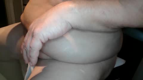 hairyarmpit_lover_1970 online show from 11-28-25, 07:00