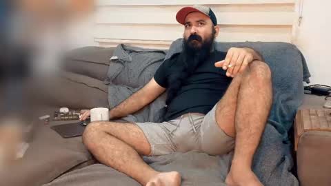 Hairy Beard Smoker online show from 05-01-26, 12:15