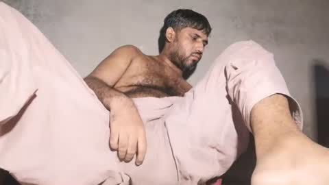 Snapshot of hairybouy264541 chatting on 07-22-26, 05:32 hairybouy264541 online show from 07-22-26, 05:32