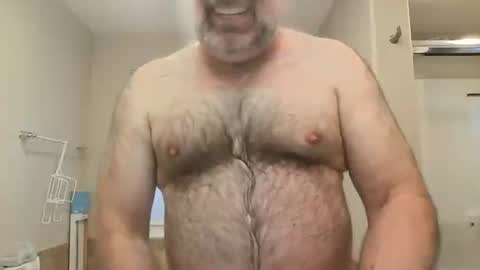 Snapshot of hairydaddreams chatting on 07-22-26, 01:47 hairydaddreams online show from 07-22-26, 01:47